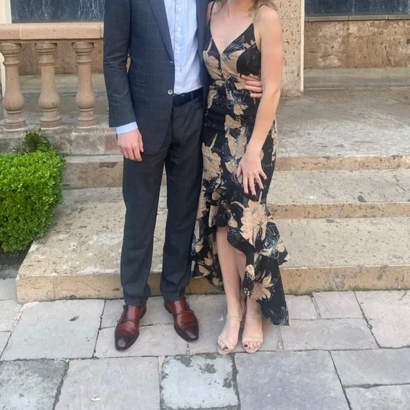 Dress - Picture 1 of 5